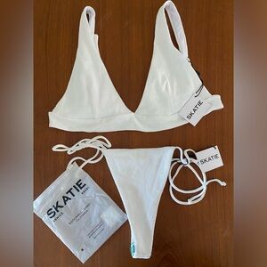 BNWT Skatie Bikini Set Asher Top and Elsa Bottom in Honeymoon